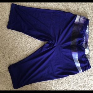 Reebok athletic capris